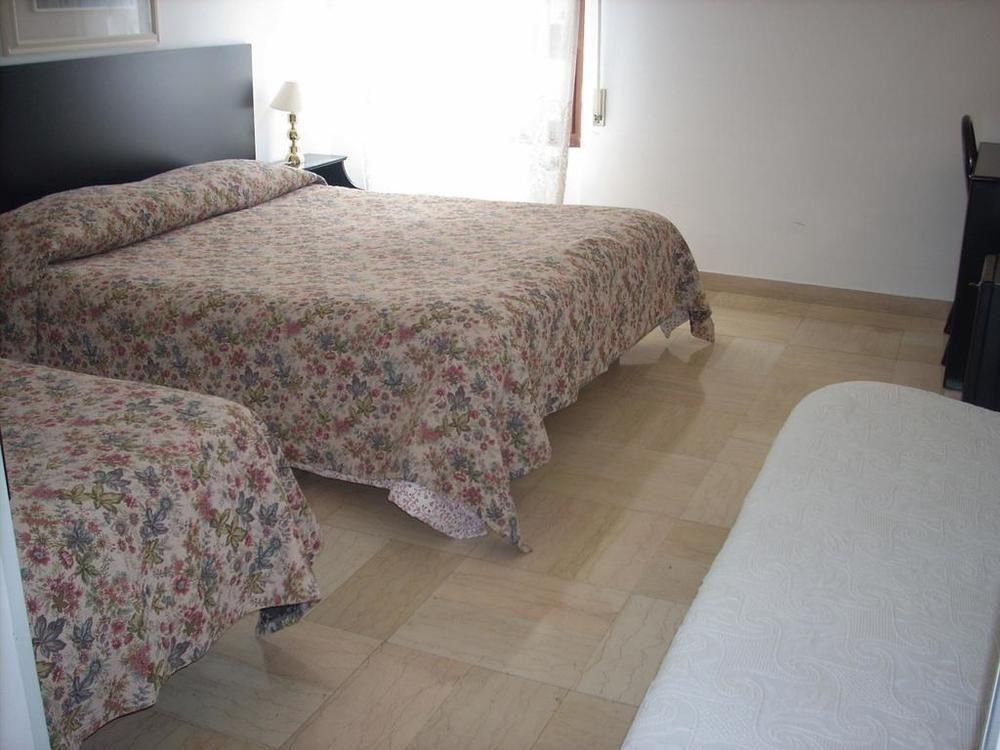 Hotel Provenza Ventimiglia Exteriör bild