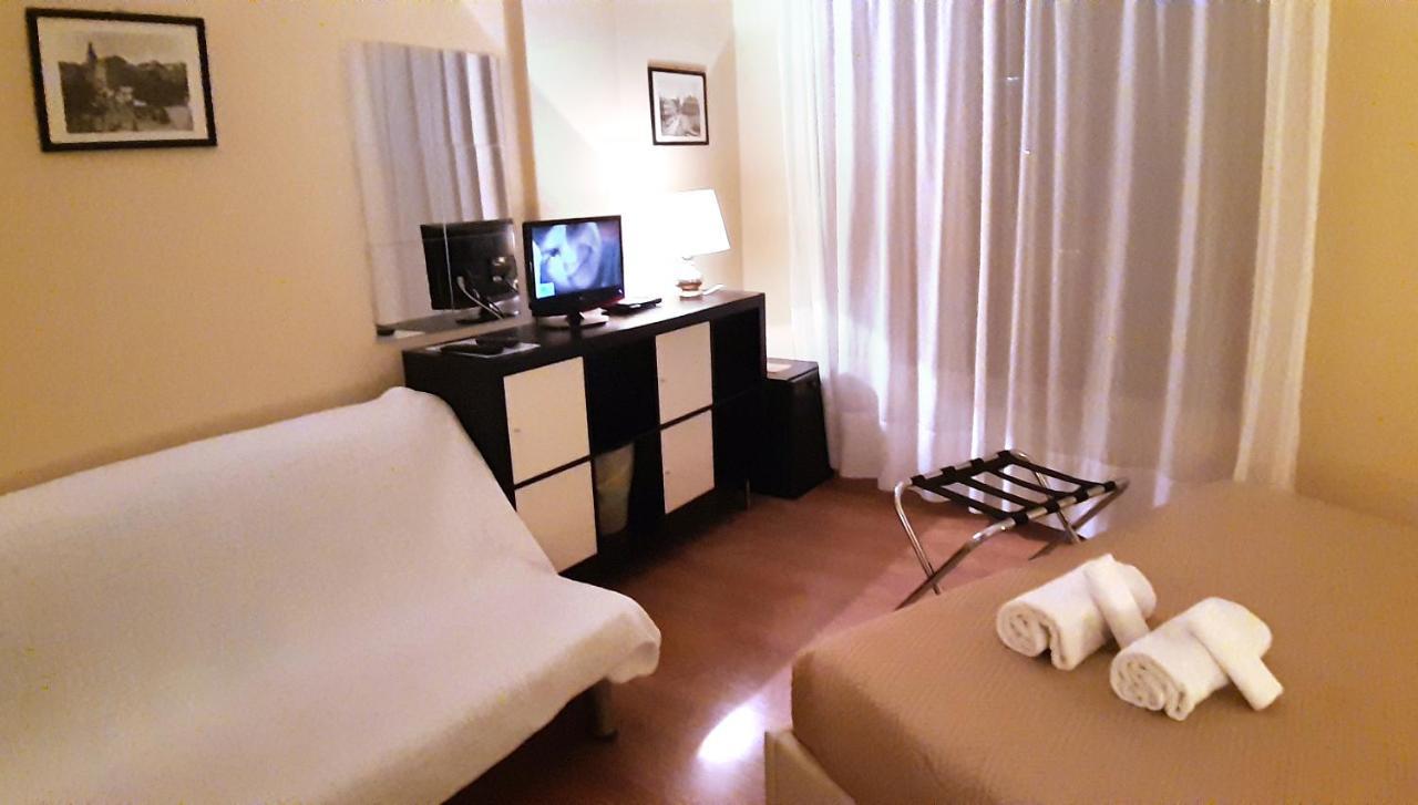 Hotel Provenza Ventimiglia Exteriör bild