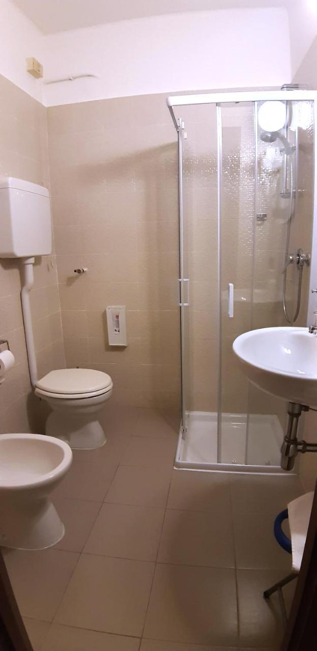 Hotel Provenza Ventimiglia Exteriör bild